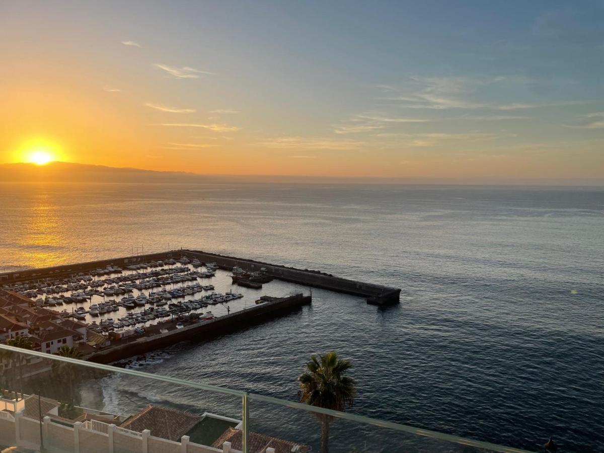 Los Gigantes In Front Of Sea Acantilado de los Gigantes Екстериор снимка